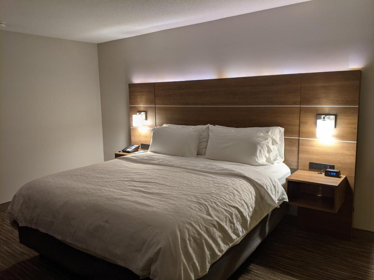Holiday Inn Express South Burlington By Ihg Exterior foto