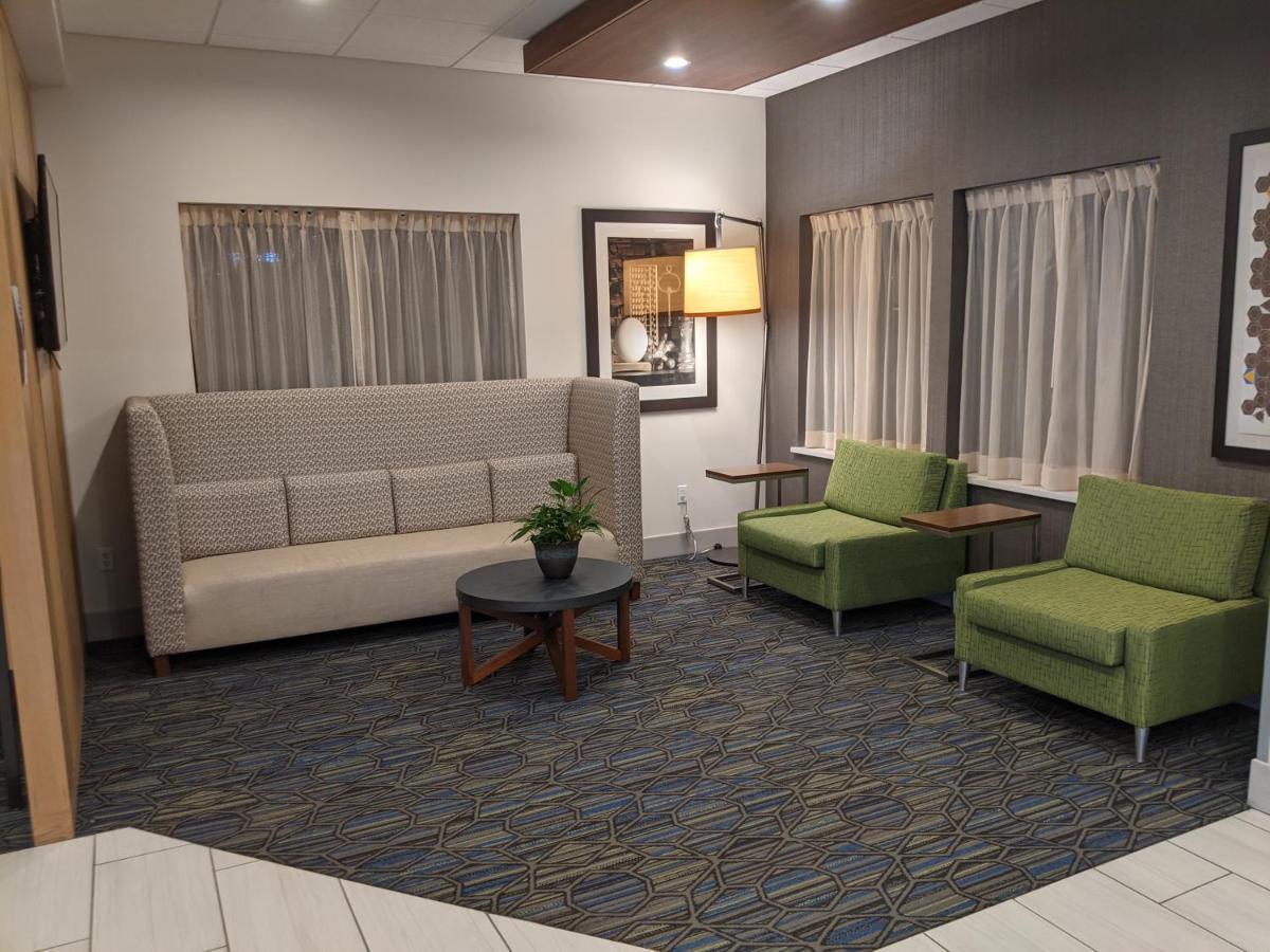 Holiday Inn Express South Burlington By Ihg Exterior foto