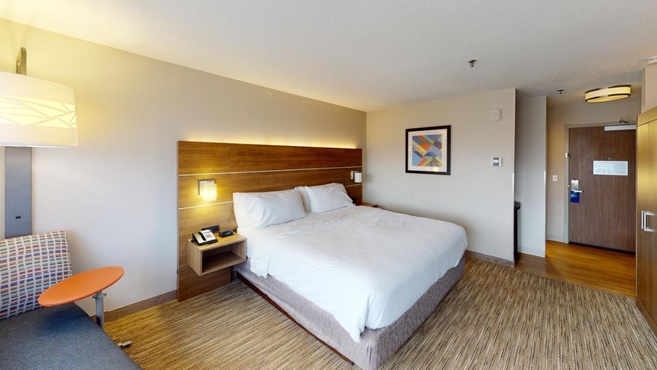 Holiday Inn Express South Burlington By Ihg Exterior foto